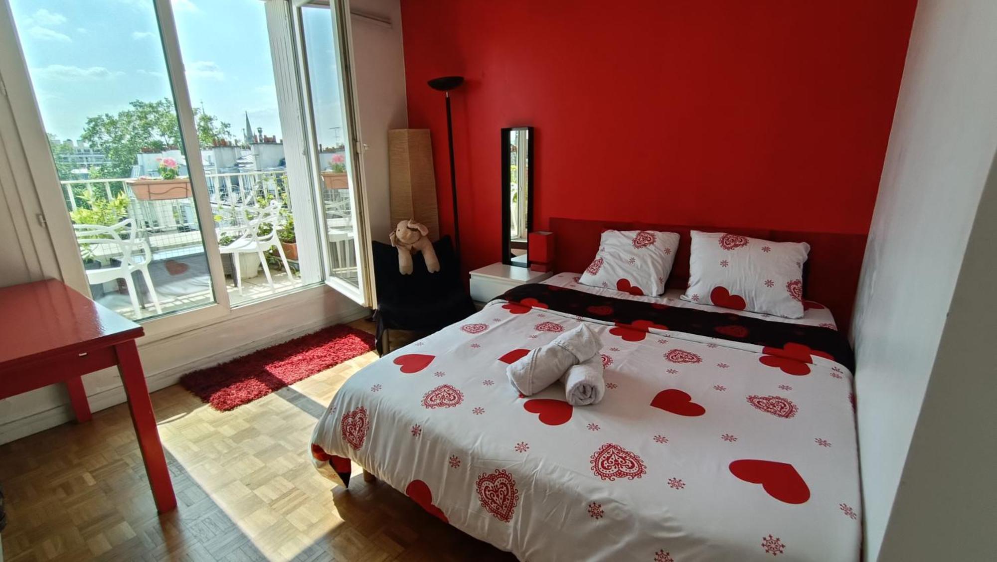 King Bedroom And Terrace In Center, Shared Bathroom Parigi