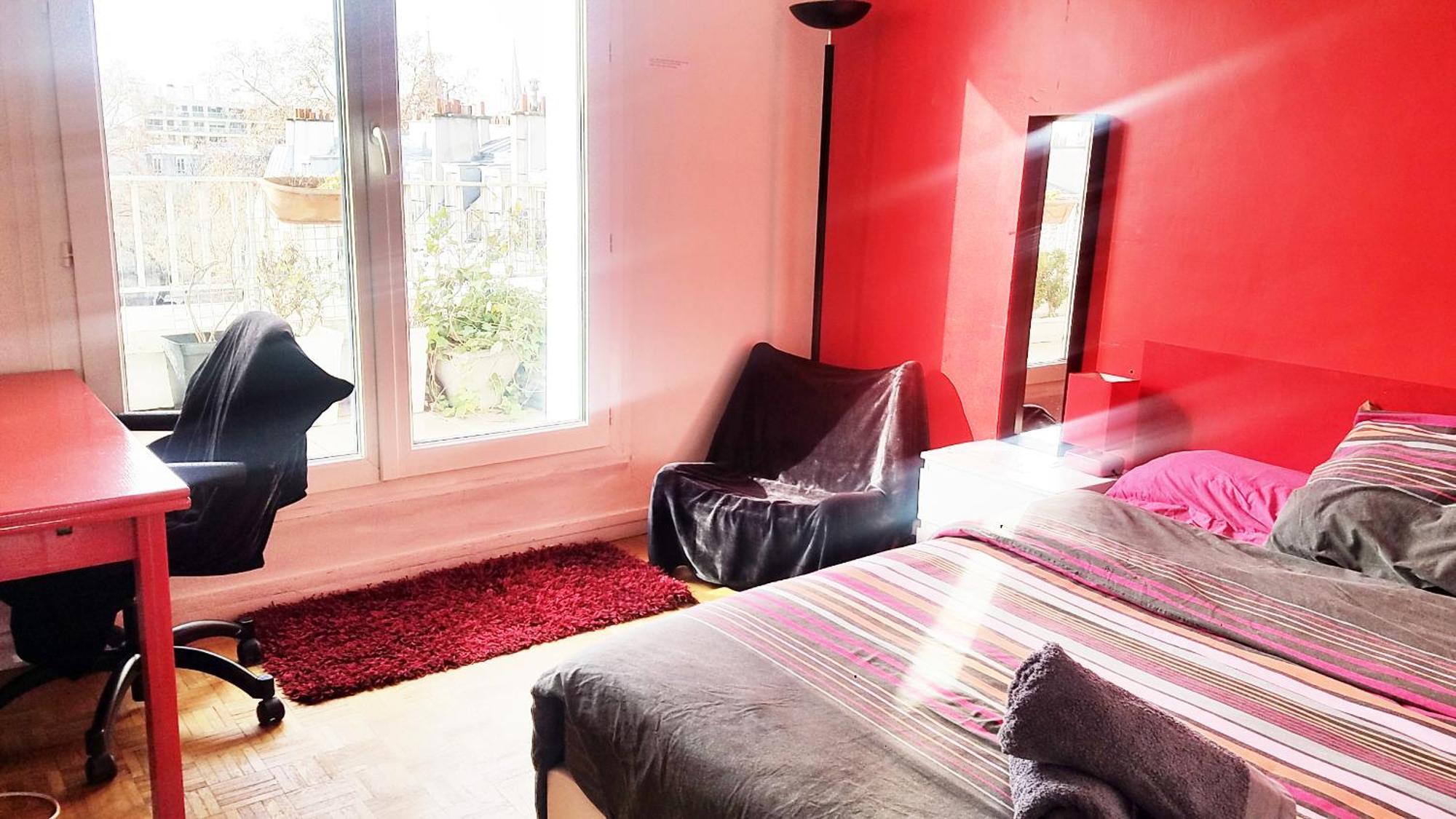 Alloggio in famiglia King Bedroom And Terrace In Center, Shared Bathroom